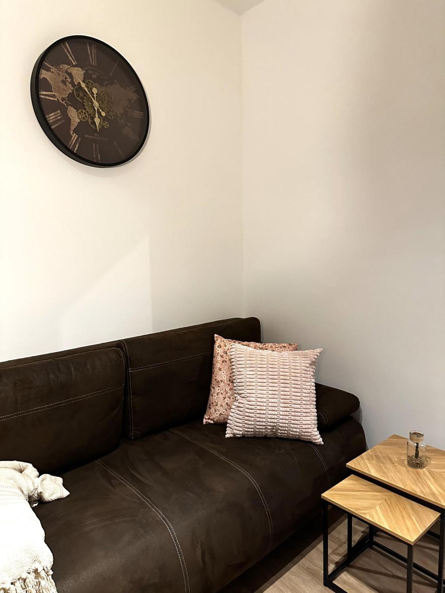 Rtr Essen - Fuer Bis Zu 8 Personen - Voll Ausgestattet - Zentral Limbecker Platz - Messe - Uniklinikum - Smart Tv - Modern Διαμέρισμα Εξωτερικό φωτογραφία