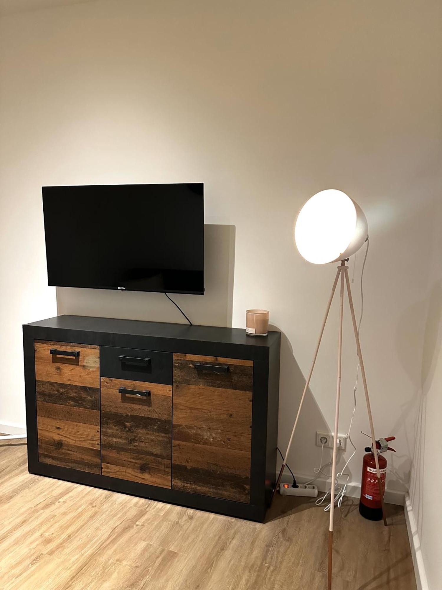 Rtr Essen - Fuer Bis Zu 8 Personen - Voll Ausgestattet - Zentral Limbecker Platz - Messe - Uniklinikum - Smart Tv - Modern Διαμέρισμα Εξωτερικό φωτογραφία