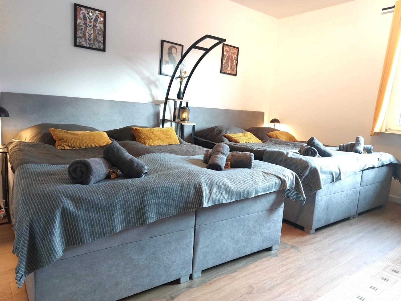 Rtr Essen - Fuer Bis Zu 8 Personen - Voll Ausgestattet - Zentral Limbecker Platz - Messe - Uniklinikum - Smart Tv - Modern Διαμέρισμα Εξωτερικό φωτογραφία