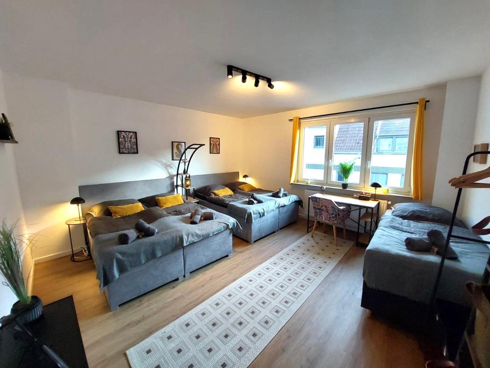 Rtr Essen - Fuer Bis Zu 8 Personen - Voll Ausgestattet - Zentral Limbecker Platz - Messe - Uniklinikum - Smart Tv - Modern Διαμέρισμα Εξωτερικό φωτογραφία